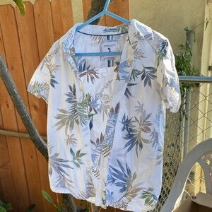 Denim & Flower Leaf Pattern Shirt in Blue and Green